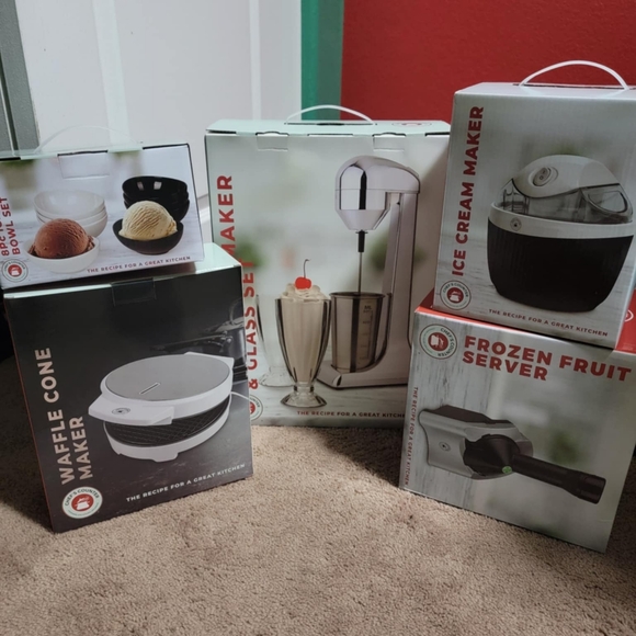 Ice Cream and Dessert Maker Set - Silver, Black, White